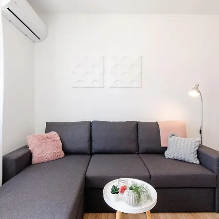 Barbeta D Apartment