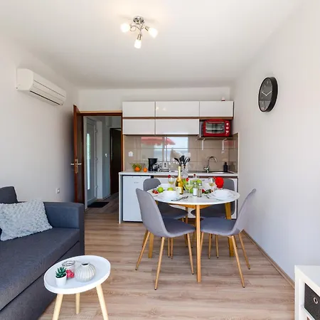 Barbeta D Apartment
